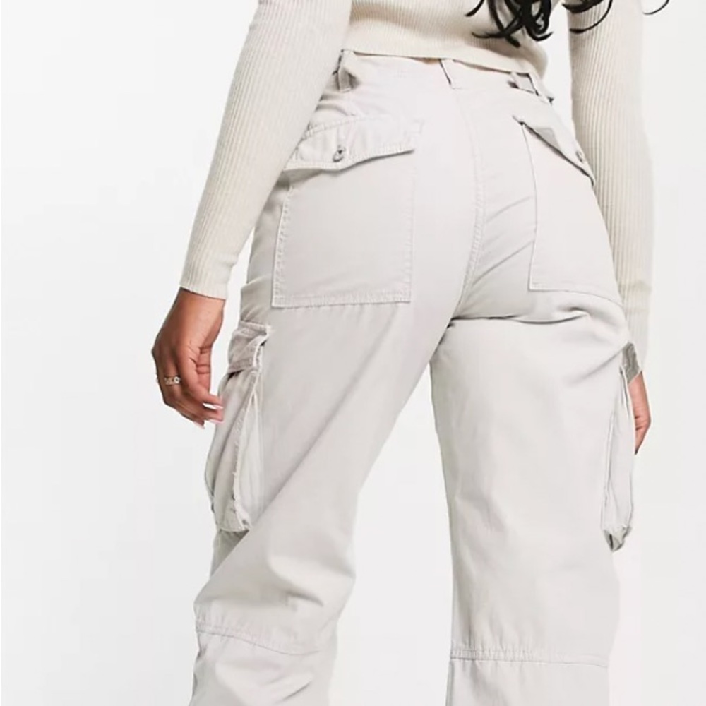 Bershka straight leg cargo pants in grey